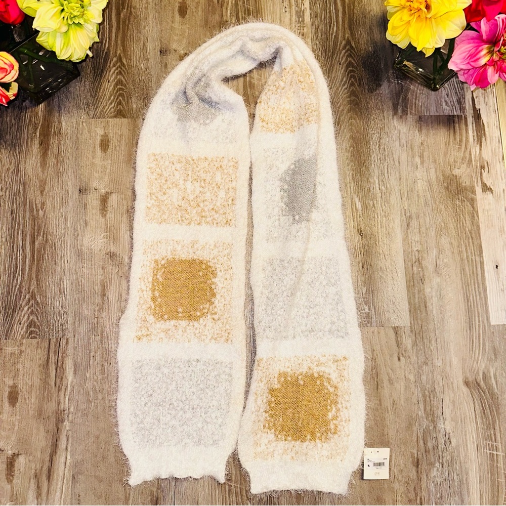 Gold and silver scarf